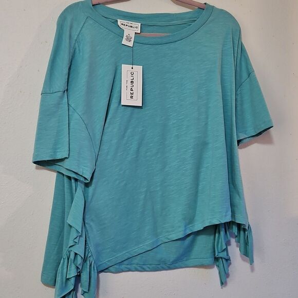 For The Republic Tops - For the Republic shirt ruffle new XL